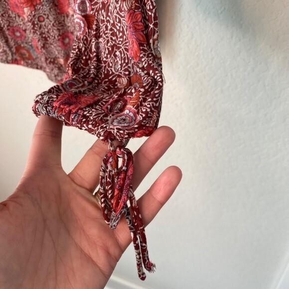 Lucky Brand Red Floral Peasant Loose Fitting Button Front Blouse - Size Small - Picture 3 of 7